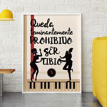 Poster Prohibido Ser Tibio  Ein Projekt aus dem Bereich Kalligrafie, Kunstleitung, Design und Grafikdesign von susana lebrero casado - 27.08.2016