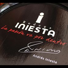Bodega Iniesta. Fine Arts project by Raúl Socas Ramírez - 01.11.2016