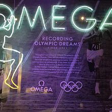 Omega window shop. Art Direction, and Traditional illustration project by Jordi Boix - 10.02.2016