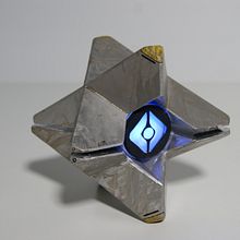 Destiny Ghost | Prop. To, Design, Character Design, and Product Design project by Daniel Zamora Rodríguez - 10.07.2016