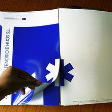 Papelería corporativa. Un proyecto de Diseño gráfico de Raquel Pariente - 15.05.2014