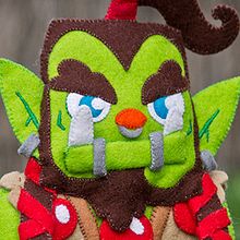 Thrall. Un proyecto de Artesanía, Diseño de juguetes y Diseño de personajes de Ana Rois Ortiz - 05.11.2016