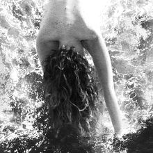Proyecto: "Me, Water". Un proyecto de Fotografía artística, Fotografía, Post-producción fotográfica		, Retoque fotográfico y Fotomontaje de Verónica - 06.04.2020