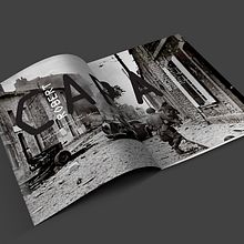 Maquetación Robert Capa. Editorial Design project by Mireia Bogaz - 12.06.2016
