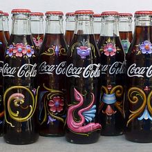 Botellas de Coca Cola. Br, ing, Identit, Painting, and Advertising project by Alfredo Genovese - 01.21.2017