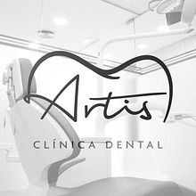 Artis Cínica Dental. Br, ing, Identit, Web Development, Design, Graphic Design, Web Design, Marketing, Social Media, and UX / UI project by dowhile - 05.31.2016