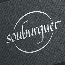 Souburguer. Un proyecto de Caligrafía, Dirección de arte, Diseño gráfico, Br e ing e Identidad de Sauê Ferlauto - 01.02.2016