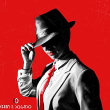 Autorretrato con corbata roja. Un proyecto de Diseño gráfico y Fotografía de Elisa Isabel Delgado Cruz - 21.01.2017
