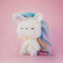 Pocholín Unicornio. To, Design, Character Design, and Photograph project by Elena Sánchez Santos - 01.30.2017