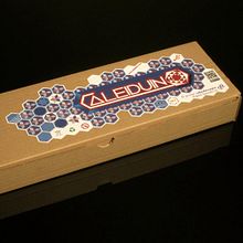 Caleiduino - Branding & Packaging. Br, ing, Identit, Graphic Design, and Packaging project by Laura Singular - 01.31.2017