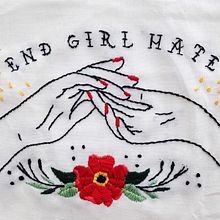 Holding Hands. Un proyecto de  de iria_carrera - 05.02.2017