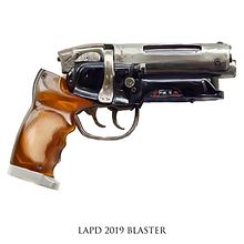 Blade Runner LAPD 2019 Blaster. Fine Arts, and Traditional illustration project by Jose Antonio Moreno Monsalve - 02.12.2017