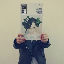 Revista NONI . Un progetto di Br, ing, Br, identit, Design editoriale, Graphic design e Fotografia di Mawi Dominguez Jorge - 18.02.2017