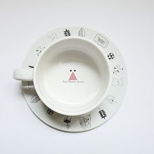 El desayuno. Un proyecto de Diseño de producto y Diseño gráfico de Amaia Barazar Salazar - 19.02.2017