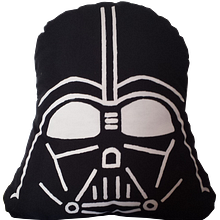 Cojin Darth Vader. Design, and Product Design project by Ana Fernández Berraquero - 02.22.2017