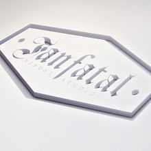 FAN FATAL / LOGO. Un progetto di Graphic design di Amanda Ruiz - 26.02.2017