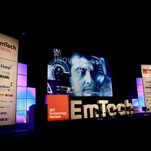 Conferencia del MIT sobre emerging technologis(EmTech). Brasil - Ecuador y Colombia . Events project by Idoia Martínez Vélez de Mendizábal - 11.18.2015