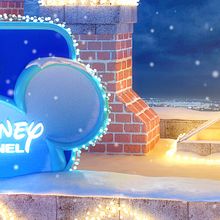 Disney Channel Christmas Ident. 3D, Animation, and Advertising project by Alex Mateo - 03.08.2017