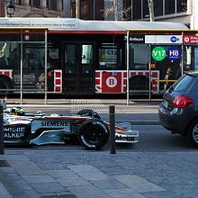 Fórmula 1 de calle. Photograph, and Post-production project by Xavi Cebrián - 03.10.2017