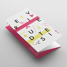 Tríptico . Desain, Dan Desain Grafis proyek oleh Toni Gómez Alfonso - 05.05.2015