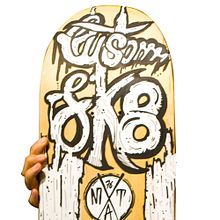 Skateboard • @ClaudiaRigby x @matdisseny #SkateArt. Art Direction, Design, and Traditional illustration project by Matdisseny @matdisseny - 07.30.2014