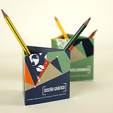 Folletos informativos EASD Castellón. Editorial Design, and Graphic Design project by Kris Lemon - 01.19.2016