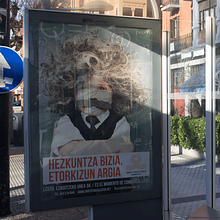 Redacción para la gráfica del Santo Tomás Lizeoa (Donostia). Br, ing, Identit, Cop, writing, Writing, and Advertising project by Ane Galan Intxausti - 12.01.2016