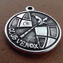 Grabado de matriz a buril en plata.. Un projet de Artisanat , et Design de bijoux de Rebeca Garcia Gutierrez - 28.04.2017