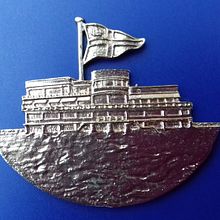 Grabado a buril en plata. Edificio Club Marítimo de Santander.. Un projet de Artisanat , et Design de bijoux de Rebeca Garcia Gutierrez - 28.04.2017