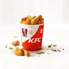 KFC Brasil. Direção de arte, e Consultoria criativa projeto de Lorenzo Bennassar - 06.09.2014