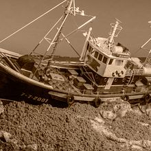 FOTOGRAFIA CREATIVA CON MODELO DE ESCALA "BARCO PLAYA". Photograph project by MIiguel Angel - 05.01.2017