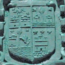 Detalle de escudo heráldico modelado en plastilina. Un projet de Artisanat , et Design de bijoux de Rebeca Garcia Gutierrez - 03.05.2017