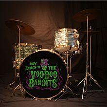 Indy Tumbita & The Voodoo Bandits. Un proyecto de Br, ing e Identidad y Dirección de arte de Emilio Iniesta Vergara - 04.05.2017