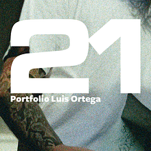 algunas portadas y dobles páginas.. Un progetto di Design editoriale, Design, Graphic design, H e lettering di Luis F. Ortega Echevarria - 04.04.2017