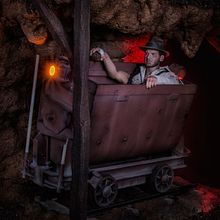 Indiana Jones y el Templo Maldito. Film, Set Design, Photograph, Photograph, and Post-production project by dolmos3d - 05.12.2017