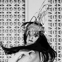 Dimentsio. Un progetto di 3D, Character design, Costume design, Scenografia, Illustrazione tradizionale e Fotografia di Wladimir Cossio Vahos - 18.05.2015