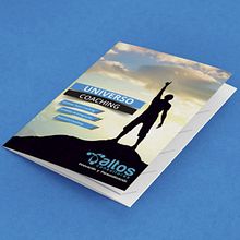 Brochure Universo Coaching. Un progetto di Design e Design editoriale di Derik Montoya Delgado - 02.12.2016