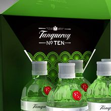 Tanqueray Expositor Lineal Ein Projekt aus dem Bereich 3D, Produktdesign und Grafikdesign von María José Medina López - 23.06.2015
