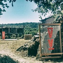 Vivir Vilamarín. Br, ing, Identit, Graphic Design, and Web Design project by 988 - 08.22.2015