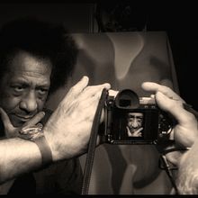 Augusto De Luca // ritrae James Senese. Un proyecto de Fotografía de Augusto De Luca - Augusto De Luca - 22.06.2017