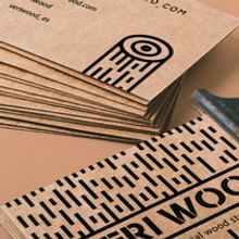 Diseño de las tarjetas de visita para la empresa VERI WOOD. Design, Graphic Design, Traditional illustration, and Vector Illustration project by Lidia Lobato LLO - 01.05.2017