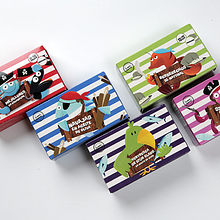 Bobo Pulpín merchandising. Graphic Design, Traditional illustration, and Packaging project by Chickenboxstudio - 03.08.2016