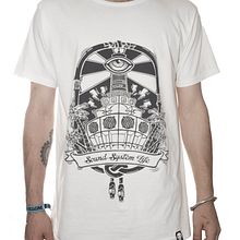 T-SHIRT DESIGN. Un progetto di Street Art, Artigianato, Design, Graphic design, Illustrazione tradizionale, Serigrafia, Sound design e Tipografia di FREE MIND STUDIO - 27.07.2017