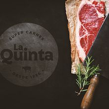 La Quinta Ein Projekt aus dem Bereich Br und ing und Identität von Jonathan Ramos Quintero - 27.07.2017