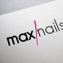 Logo | maxnails. Br, ing, Identit, Design, and Graphic Design project by Ahmed Manriquez - 06.07.2015