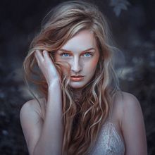 Emma. Photograph, and Photo Retouching project by Rafael Sánchez - 08.07.2017