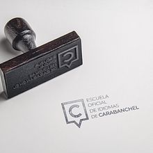 Imagen Escuela Oficial de Idiomas de Carabanchel. Br, ing, Identit, and Graphic Design project by Yosie Perez Jimenez - 01.18.2019