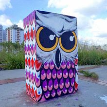 "Buho". Een project van  Urban art van Priscila Pereira - 19.08.2010