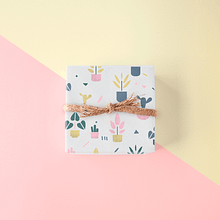 Clipping Collection. Un progetto di Pattern design, Illustrazione tradizionale, Packaging e Papercraft di Laura Inat - 15.06.2015