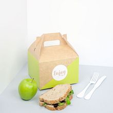 Lunch Box Delikia. Un progetto di Graphic design, Illustrazione tradizionale e Packaging di Laura Inat - 31.05.2017